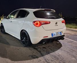 ALFA ROMEO Giulietta - 2012