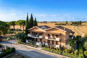 3 LOCALI A SANT'ELPIDIO A MARE