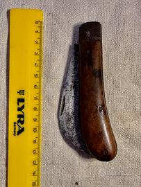 Vecchio coltello a roncola