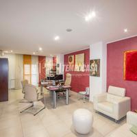 Studio/ufficio in zona centrale pronto all'uso