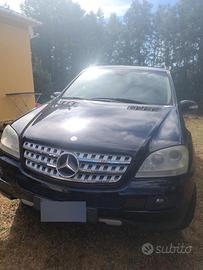 215000 km. buono stato ml 280cdi 2007