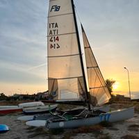 Catamarano Hobie cat 18