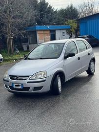 Opel corsa 2005