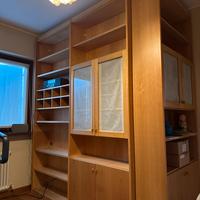 Libreria con scrivania a incasso