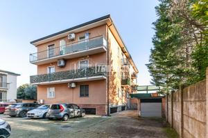 2 LOCALI DA PERSONALIZZARE, LIBERO SUBITO !