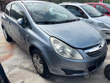 OPEL CORSA per ricambi usati