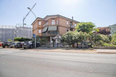 3 LOCALI A RIETI