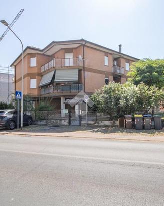 3 LOCALI A RIETI