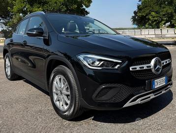Mercedes GLA 200 d Sport 150CV TETTO/FULL LED