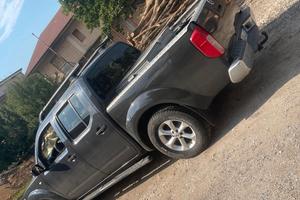 NISSAN  Navara