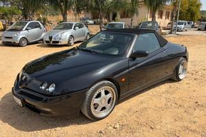 Alfa Romeo Spider 3.0 V6