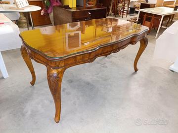 Tavolo in stile "Chippendale"