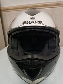 casco Shark 