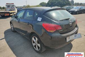 Opel astra j p10 1.4 100cv 09-15 ricambi