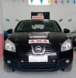 Nissan Qashqai 2.0 dCi DPF 4WD Tekna