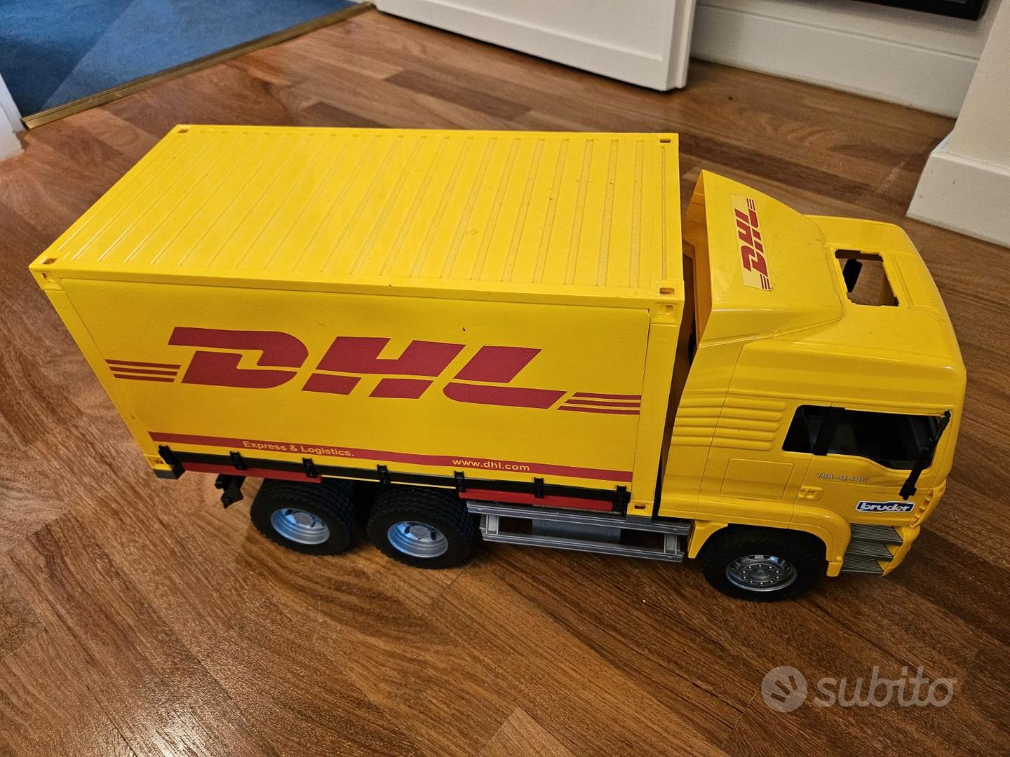 Bruder Camion MAN DHL con lato intercambiabile [cod 02783 ] - Toys  Giocattoli s.r.l.s