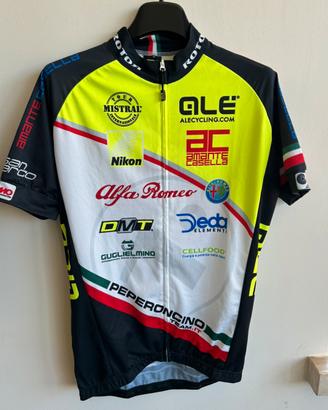 T-shirt+pantaloncino ciclismo