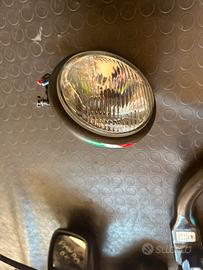 Faro universale moto