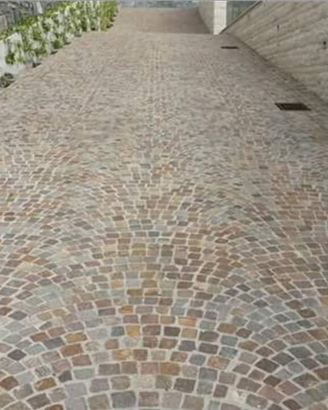 PLM pavimenti in pietra in sampietrini di porfido
