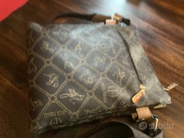 Borsa tracolla firmata