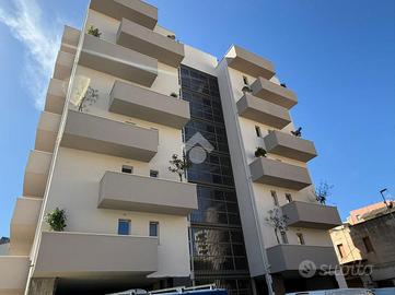 2 LOCALI A REGGIO DI CALABRIA