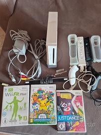 Nintendo Wii con gioco Pokémon