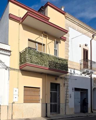 Monteiasi, Trilocale 1°Piano