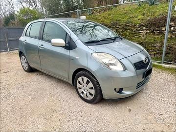 Toyota Yaris Sol 5 porte