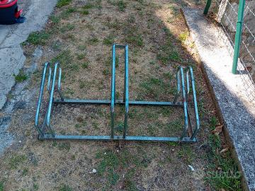 Portabici/rastrelliera per 3 bici