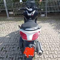 Scooter Yamaha x-max 250 bianco