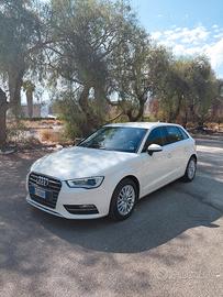 AUDI A3 CILINDRATA 1600 DIESEL 180 MILA CHILO