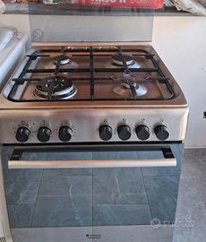 Cucina Hotpoint Ariston