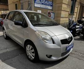 Toyota Yaris 1.3 5 porte Sol
