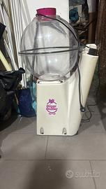 Macchina stuffer regali nel pallone