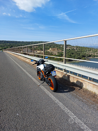 Ktm 890r