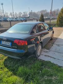 AUDI A4 2ª serie - 2005