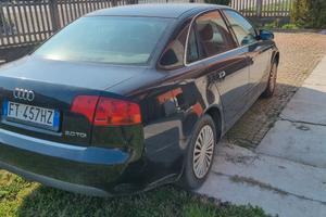 AUDI A4 2ª serie - 2005