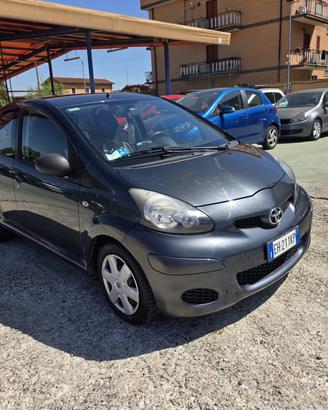 Toyota Aygo 1.0 12V VVT-i 5 porte Now Connect