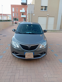 Lancia Ypsilon gpl ecochic