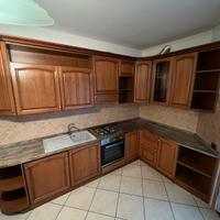 Cucina angolare in marmo