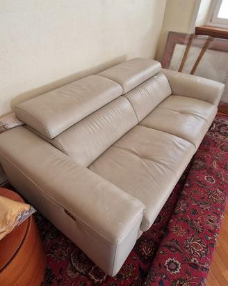 Divano in pelle Poltrona e Sofà misure  105X60x225