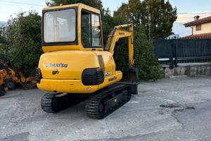 E256 - ESCAVATORE KOMATSU PC30 R8