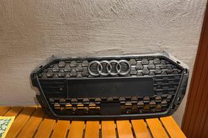 Griglia anteriore originale Audi A1 82A853653A