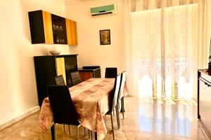 Ampio appartamento con garage a Misterbianco