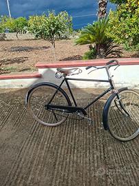 bicicletta artistica storica