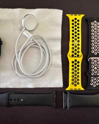 Apple watch serie SE 2 generaz 44 mm + 6 cinturini