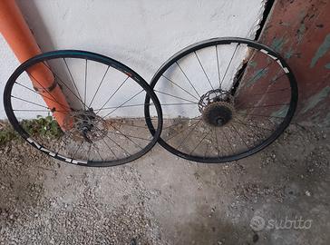 ruote MTB 29 Shimano mt500