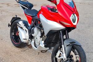TURISMO VELOCE 800 - UNA SCULTURA
