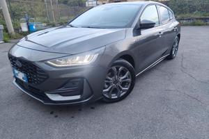 Ford Focus 1000cc 125cv st line