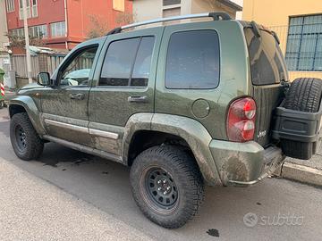 Jeep cherokee kj 2.8 crd limited